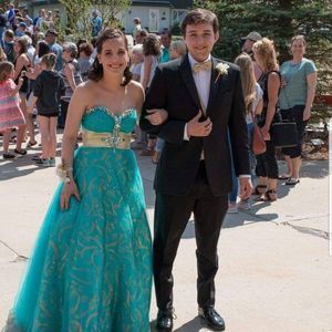 Meet your Posher, Kaitlyn